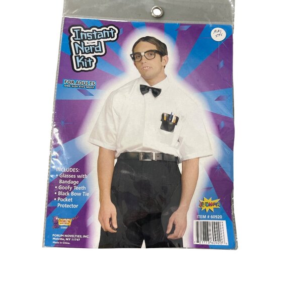 Forum Novelties Instant Nerd Costume Kit OS For Adults Glasses Bow Tie Teeth NEW - Picture 2 of 7